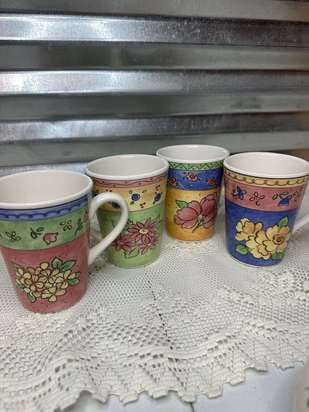 Set of 4 Sango Watercolors Sue Zipkin Floral Pattern Tall Coffee Mugs